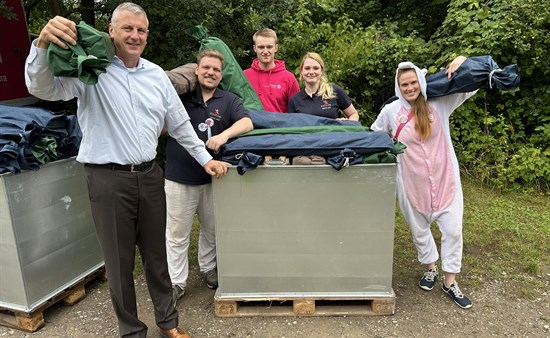 Foto von links: Stefan Loth, Tim Grunert, Robert Waltner, Lisa-Marie Wünsch und Kristina Grundey